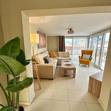 Filoxenia City Apartment ไซคิย์นธอสทาวน์ ภายนอก รูปภาพ